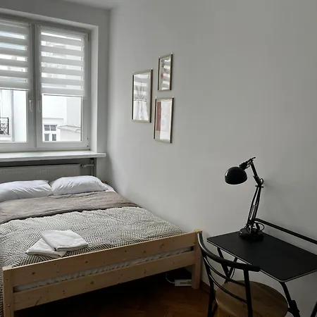 Ohmyhome - Plac Pieciu Rogow - Centrum