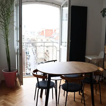 Ohmyhome - Plac Pieciu Rogow - Centrum
