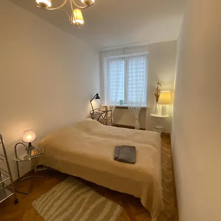 Apartment Ohmyhome - Plac Pieciu Rogow - Centrum *